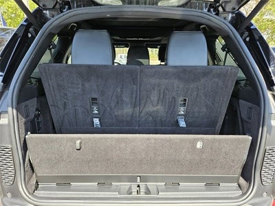 2020 Land Rover Discovery Landmark Edition