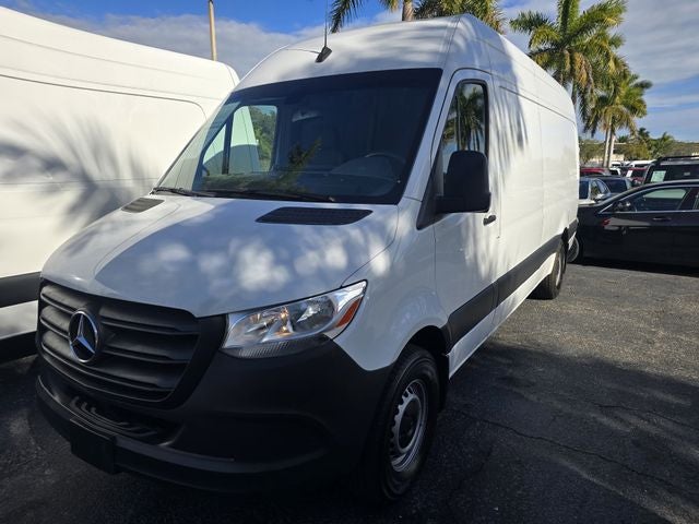 2023 Mercedes-Benz Sprinter 2500 Cargo 170 WB High Roof