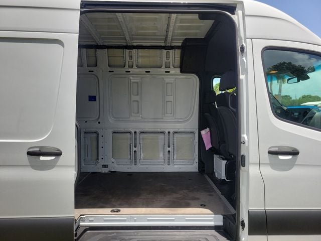 2023 Mercedes-Benz Sprinter 2500 Cargo 170 WB High Roof