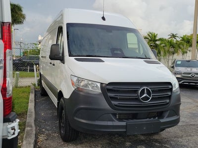 2025 Mercedes-Benz Sprinter 2500 Cargo 170 WB High Roof