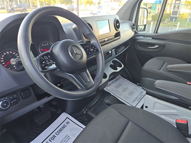 2023 Mercedes-Benz Sprinter 2500 Cargo 170 WB Extended