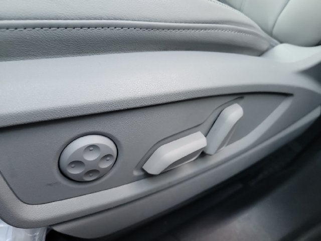 2025 Audi Q5 Premium - Photo 11