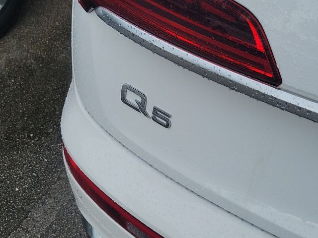2022 Audi Q5 45 S line Premium quattro