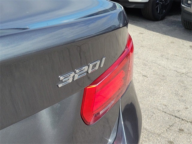 2017 BMW 3 Series 320i