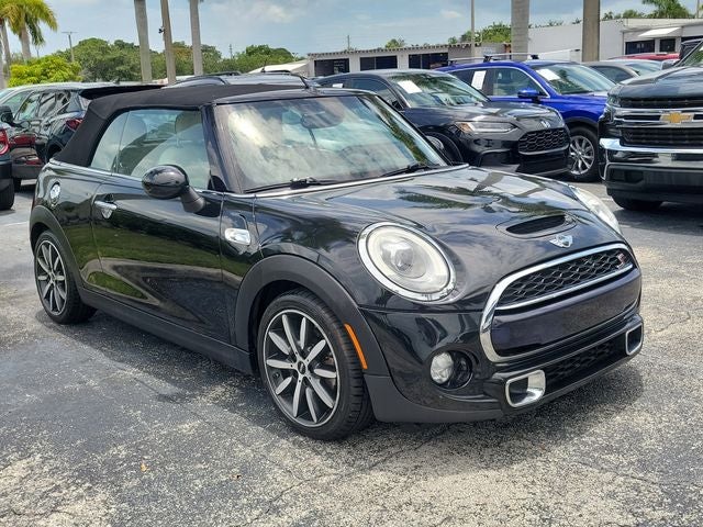 2016 MINI Cooper S Base