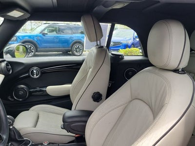 2016 MINI Cooper S Base