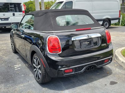2016 MINI Cooper S Base