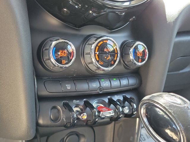 2017 MINI Cooper Base