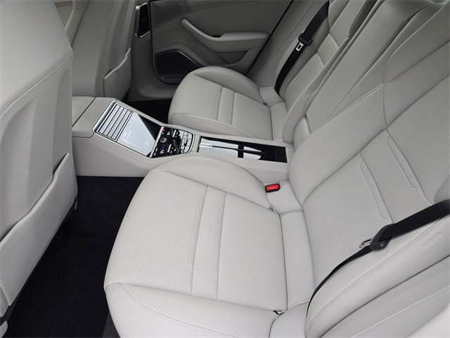 2021 Porsche Panamera GTS