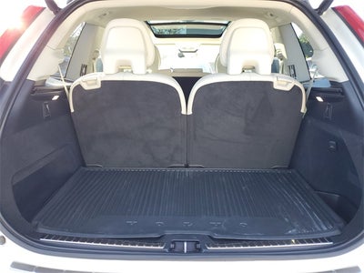 2023 Volvo XC90 B5 Plus