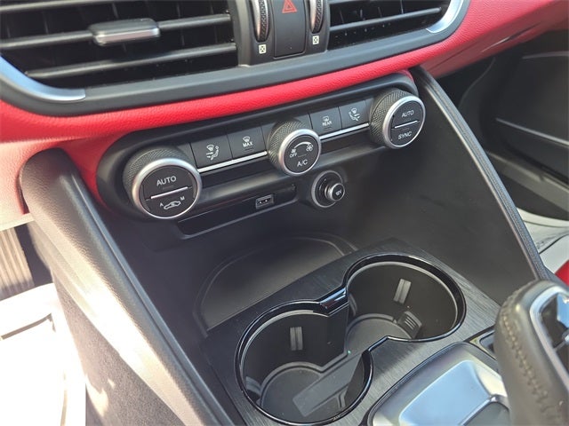 2020 Alfa Romeo Giulia Base